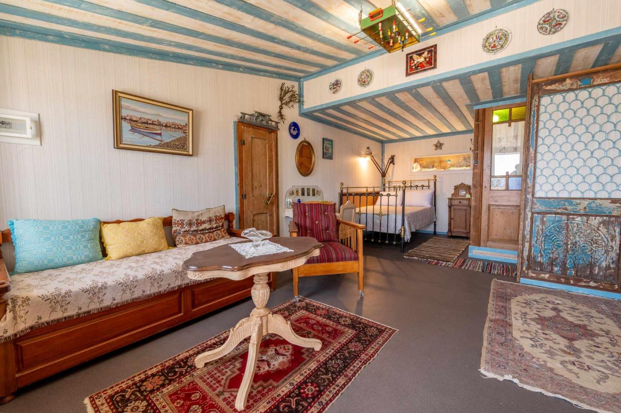 Вилла Container Luxury House Митилини Экстерьер фото